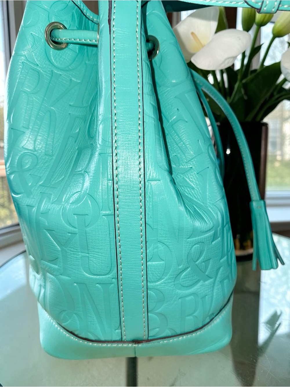 RARE Dooney & Bourke EUC Turquoise Retro Embossed Leather Drawstring Bucket Bag - Picture 7 of 15